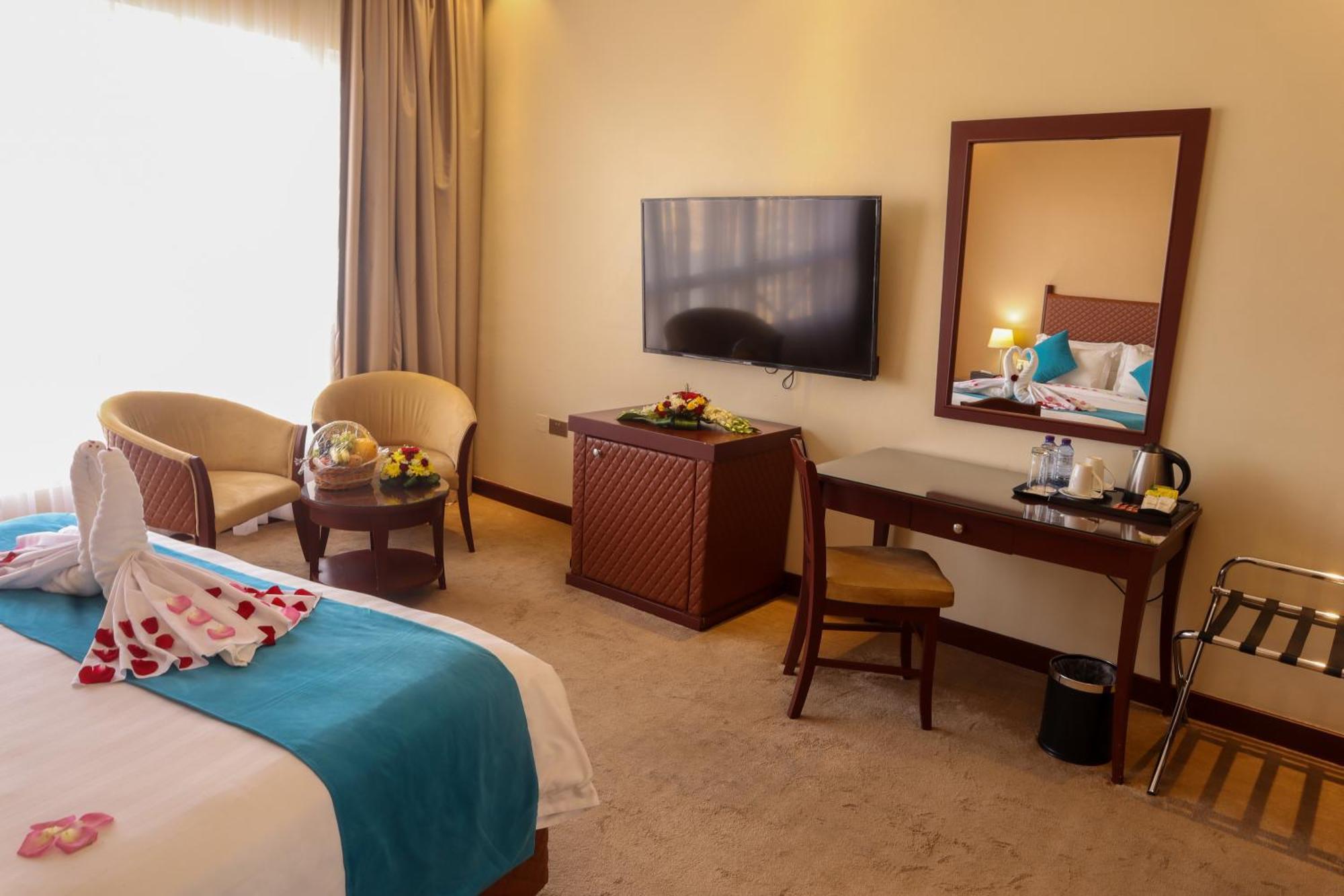Happy Days Hotel 4*